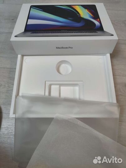 Коробка от macbook pro и air