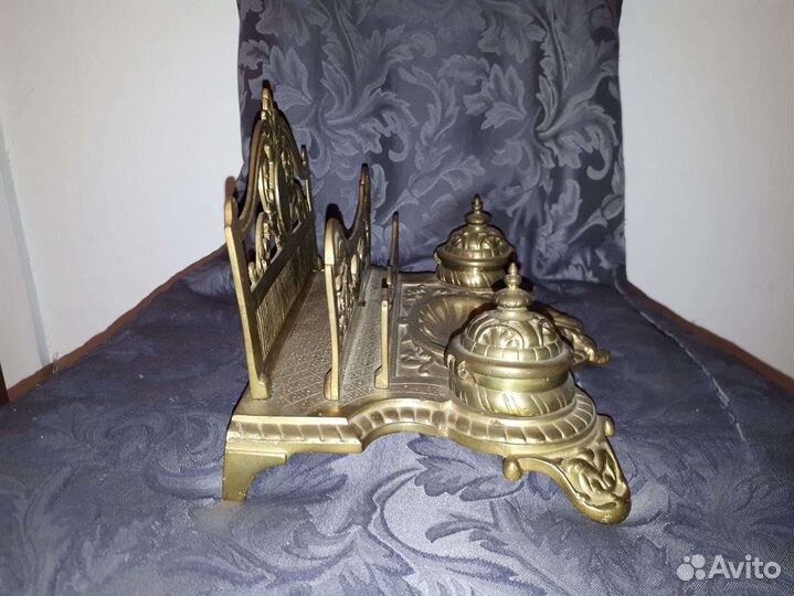 Старинный Письменный Прибор Чернильница