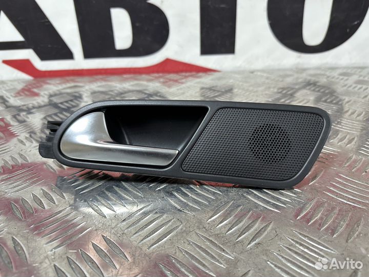 Volkswagen Tiguan NF Задняя левая рука