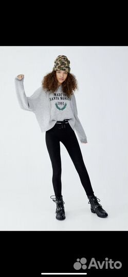 Pull and bear свитшот