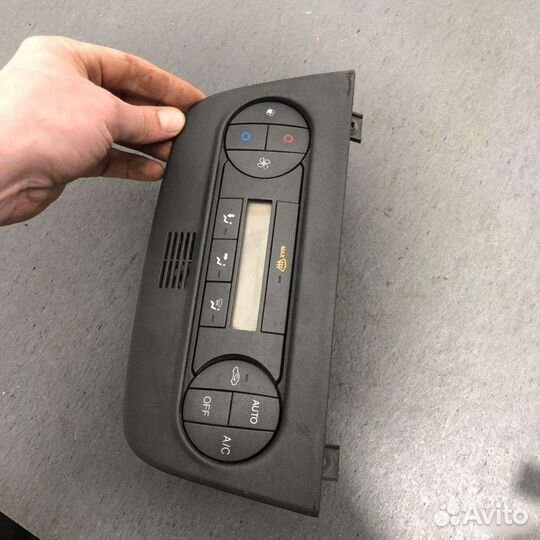 Блок управления печкой Ford Fiesta 2008-2013