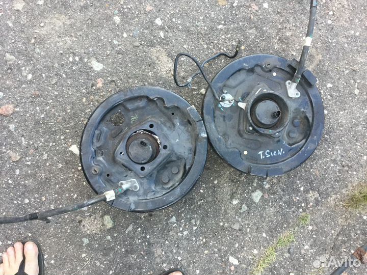 Ступица задняя Toyota Sienna 2