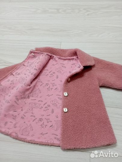 Пальто на девочку 98