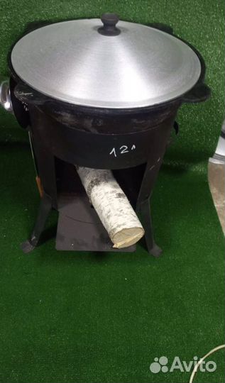 Казан чугунный 12 литрoв c трубoй