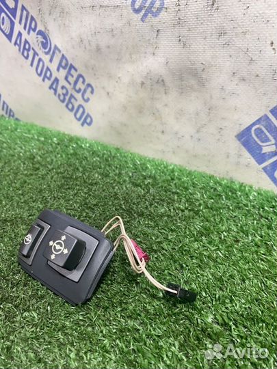 Кнопка регулировки рулевой колонки Bmw 750I седан