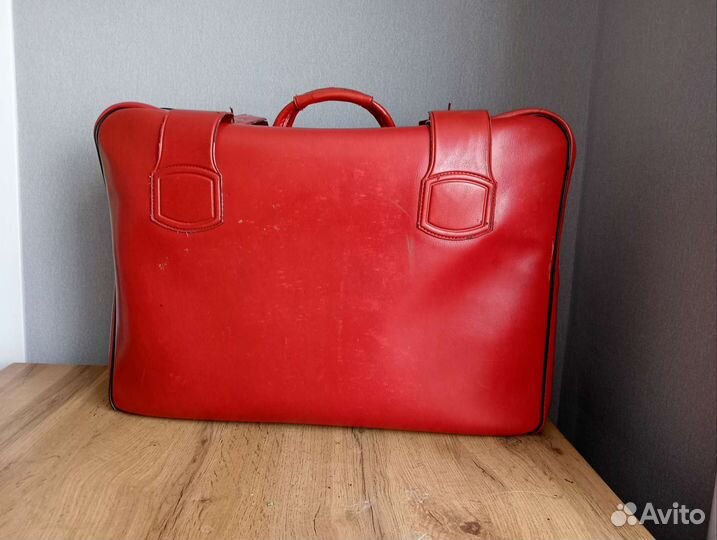 Чемодан СССР красный советский