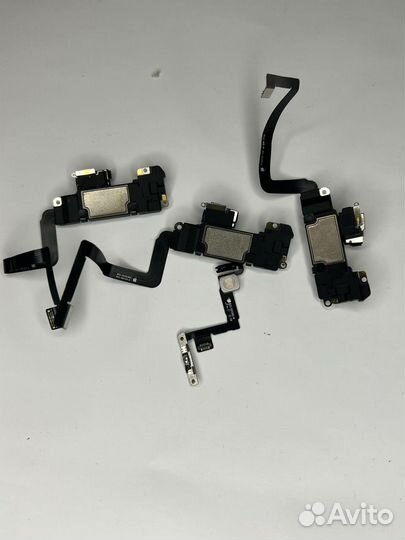 Шлейф iPhone 11