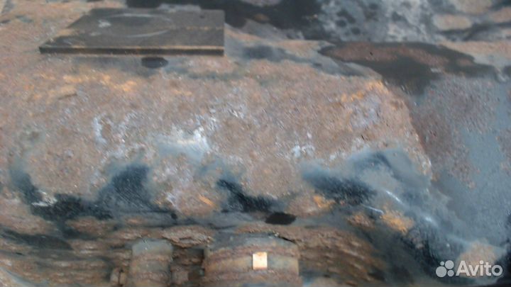 Бак топливный Mitsubishi Sigma, 1991