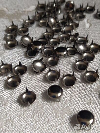 Заклепки на шипах. 50шт в уп