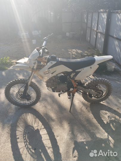 Пит байк Motoland 125