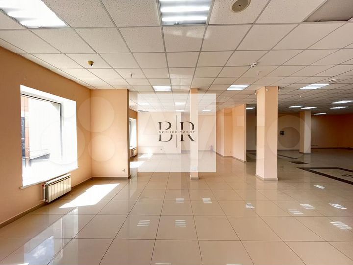 Торговая площадь, офис 220 м²