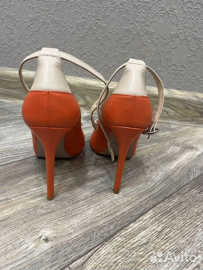 Босоножки calipso 37