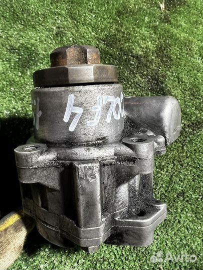 Насос гура Volkswagen Golf 4 1.9