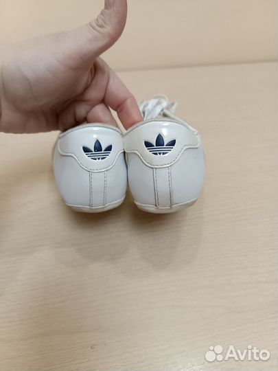 Кеды adidas р35