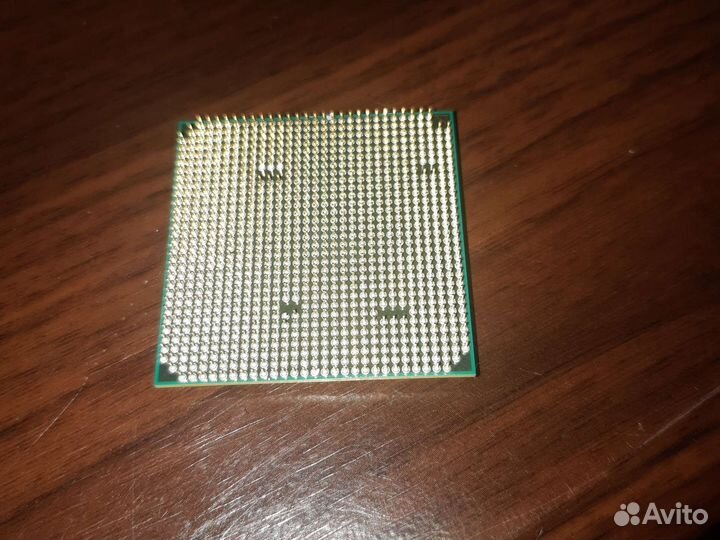 Процессор AMD с системой охлаждения