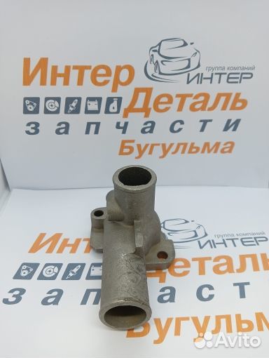 Патрубок отводящий головки блока (тройник) ваз