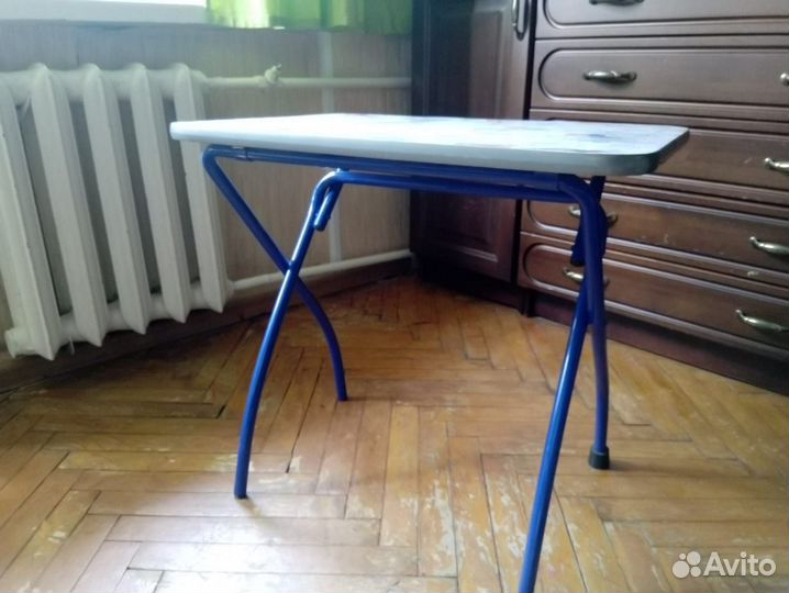 Складные детский столик б/у и мягкий стульчик б/у