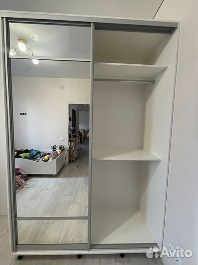 Встроенный шкаф