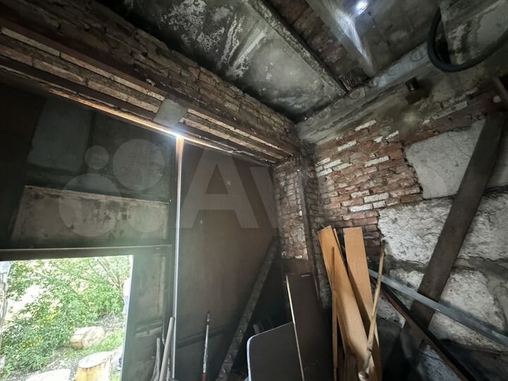Гараж, > 30 м²