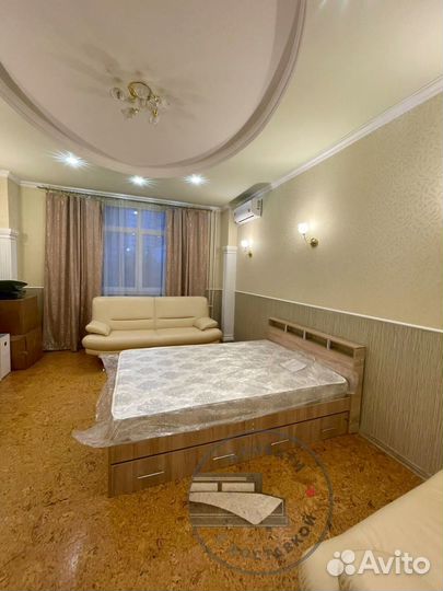 Кровать двуспальная