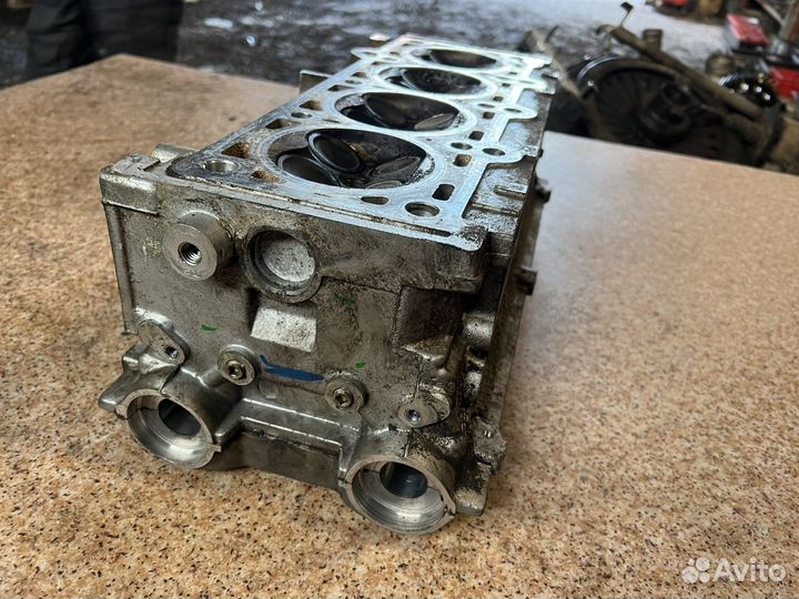 Головка блока цилиндров волга Chrysler 31105