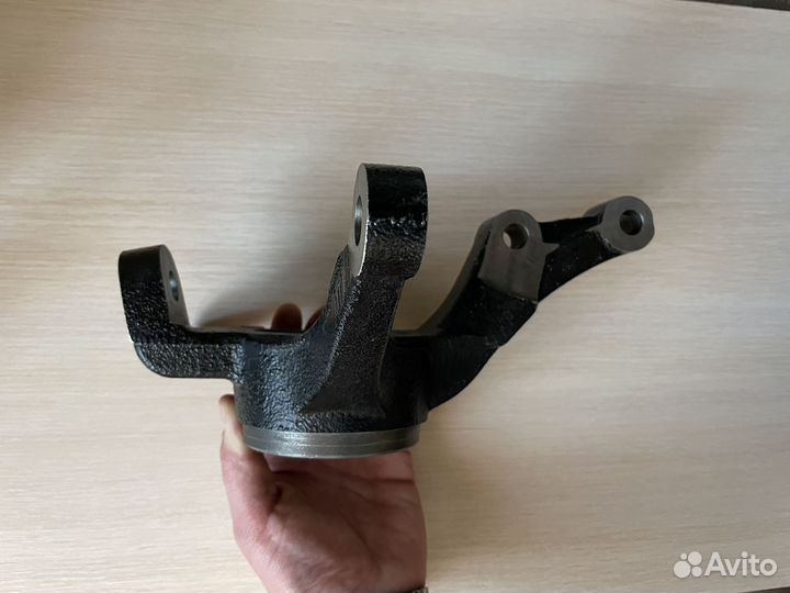 Новый поворотный кулак на hyundai accent