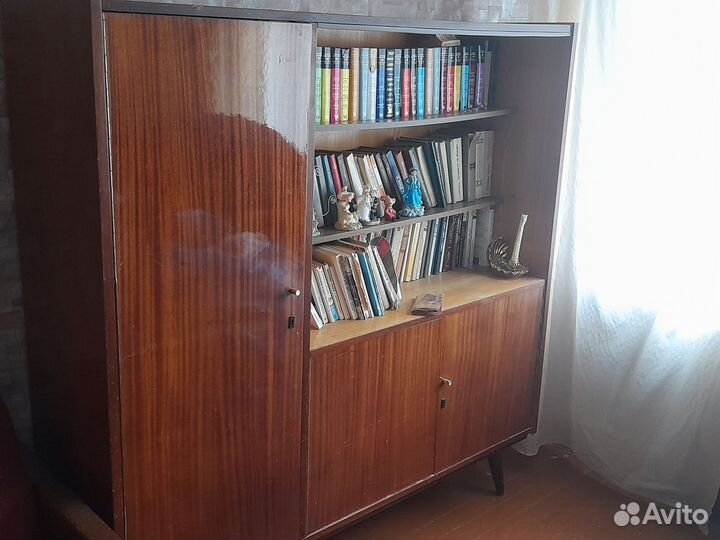 Сервант, стенка 4 секции