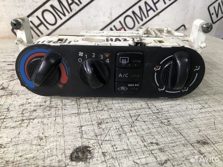 Блок управления печкой кондиционером Nissan Almera