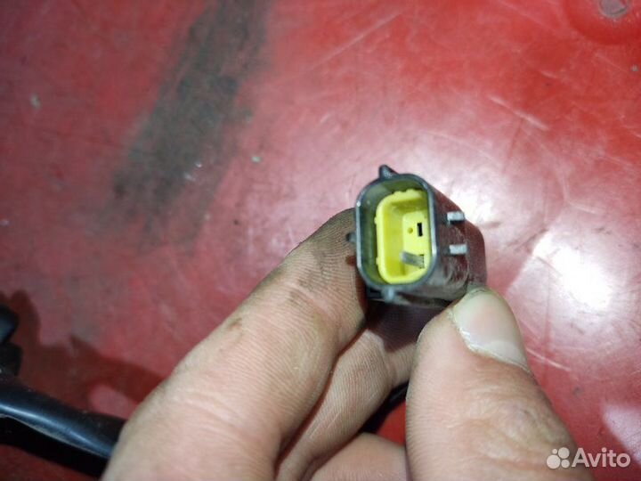 Замок двери передний правый Land Rover Range Rover