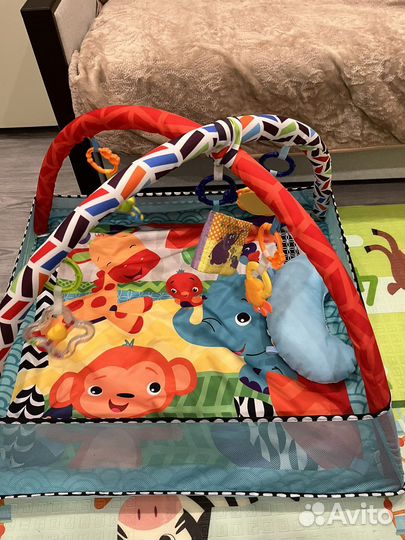 Развивающий коврик