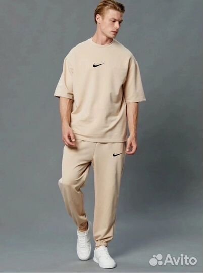 Спортивный костюм Nike Штаны+футболка