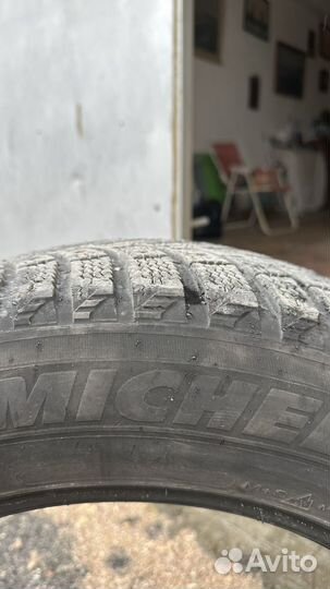 Michelin X-Ice North R16