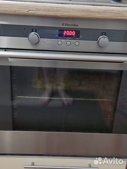 Духовой шкаф electrolux