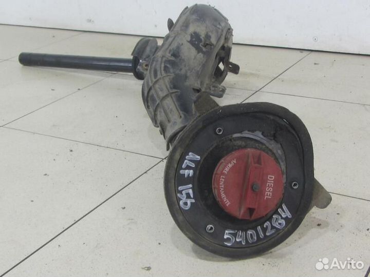 Топливно-заливная горловина