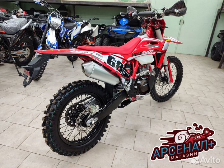 Мотоцикл Regulmoto holeshot Red Edition (4V,28л/с)