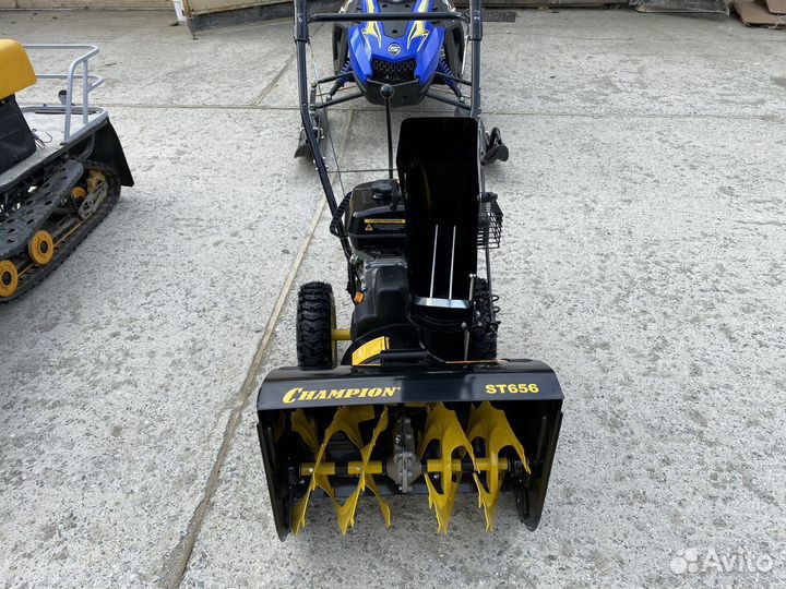 Снегоуборщик Champion ST 656
