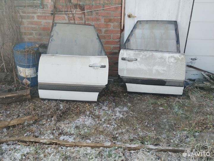 Двери в сборе на 