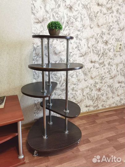 Стойка для цветов