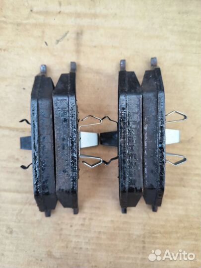 Тормозные колодки Hella-Pagid