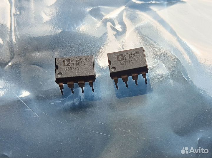 Операционный усилитель AD845