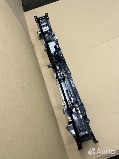 Усилитель кузова под задним сидением Рено Колеос 1