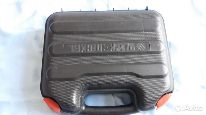Black & Decker шуруповерт отвертка li-on