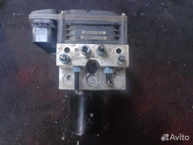 Блок ABS для BMW 7-Series (F01/F02) 6785442