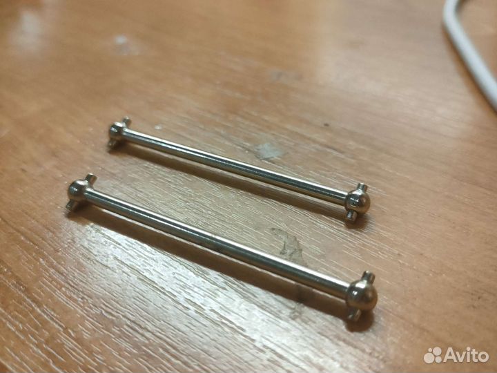 Ось заднего колеса для ремо хобби