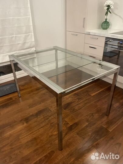 Кухонный стол стеклянный раскладной
