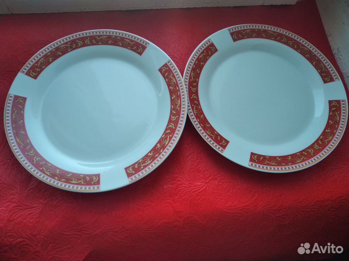 Тарелки