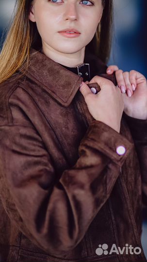 Бомбер замшевый