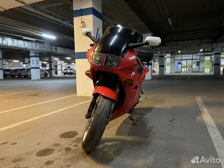 Honda VFR 750