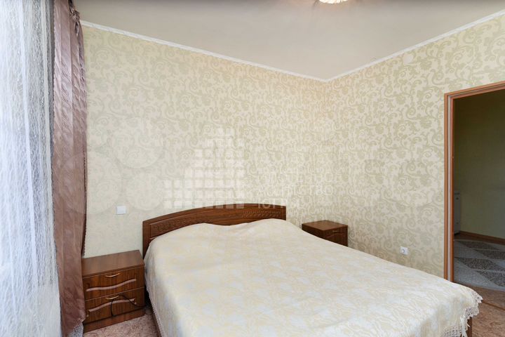 2-к. квартира, 58 м², 3/12 эт.