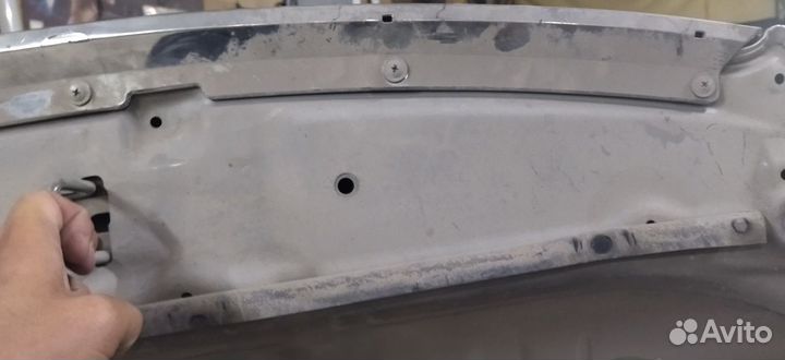 Накладка на капот